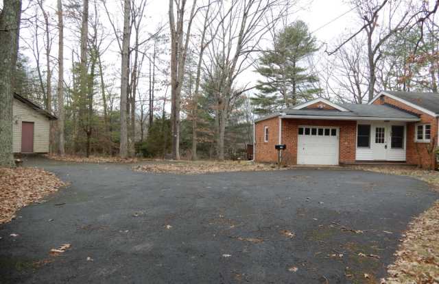 2046 HUNTER MILL ROAD Gallery 2