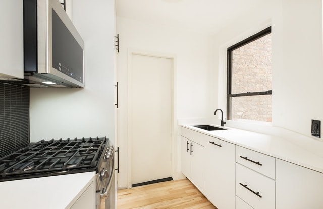 35 Bedford St - 35 Bedford Street, New York City, NY 10014