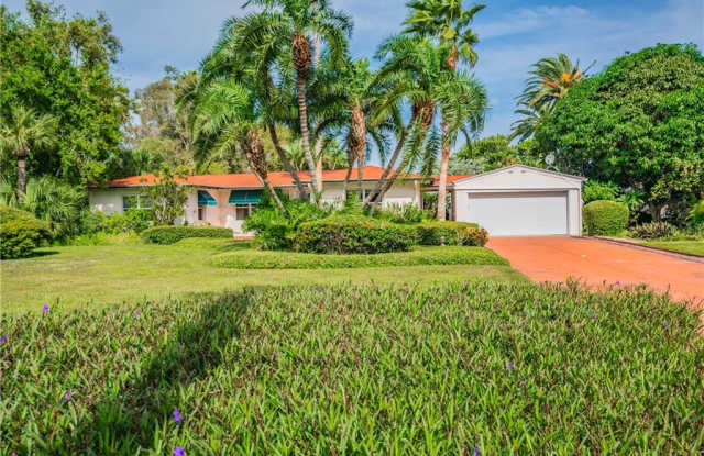 230 BATH CLUB BOULEVARD S - 230 Bath Club Boulevard South, North Redington Beach, FL 33708