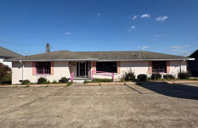 1422 Westgate Pkwy photos photos