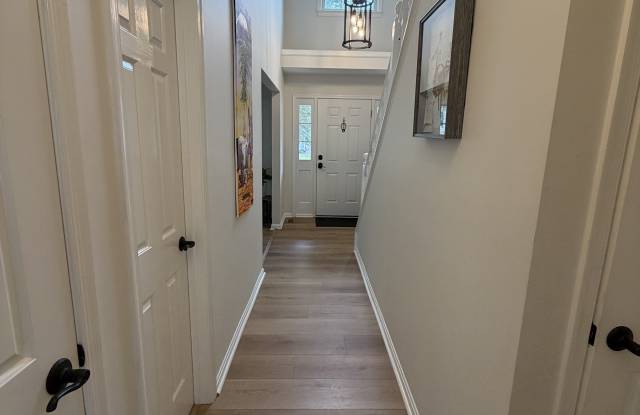 20704 Burnt Woods Drive Gallery 3