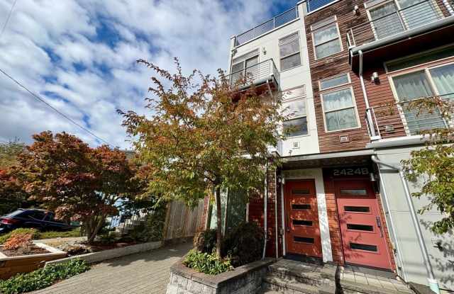 Ballard Townhome Gallery 3