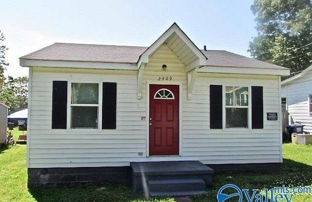 2409 Huntsville Street photos photos