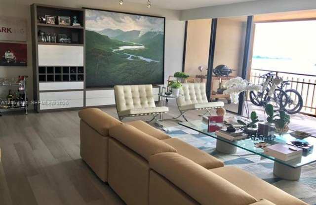 11113 Biscayne Blvd cu-1955, Miami, FL 33181 photos photos
