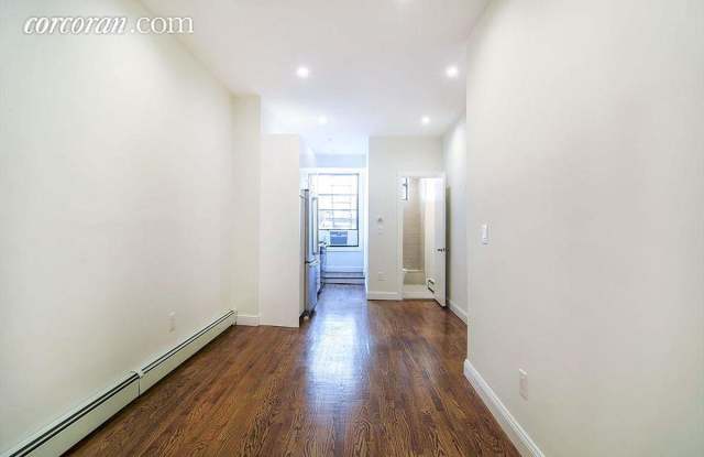 383 Knickerbocker Avenue Gallery 2