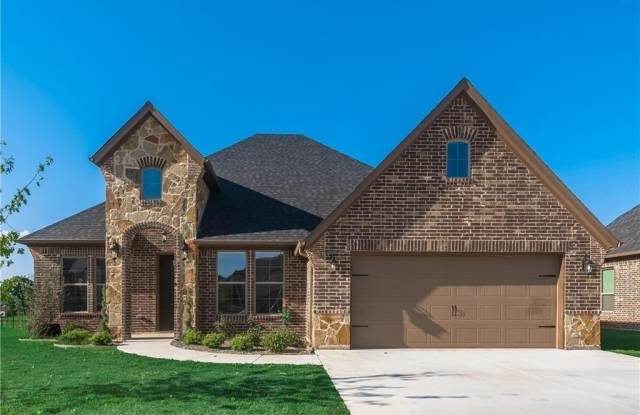 1403 Carnoustie Court - 1403 Carnoustie Court, Granbury, TX 76048