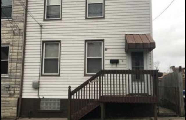 Spacious 3-Bedroom Home in Lawrenceville – Updated  Move-In Ready! photos photos