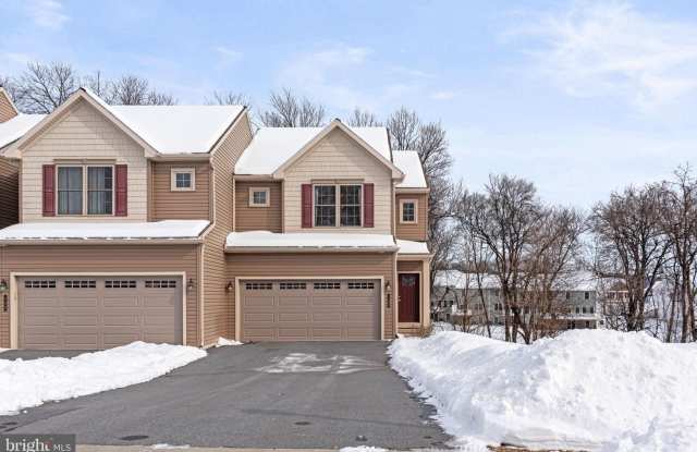 140 SAGE Boulevard photos photos