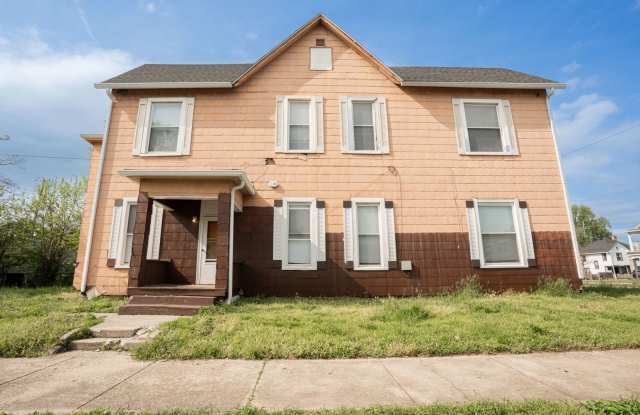 Bright Newly Remodeled 1BR House in Terre Haute Apt 2 photos photos