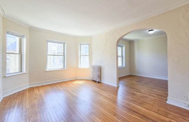 1430 West Farwell Ave. photos photos