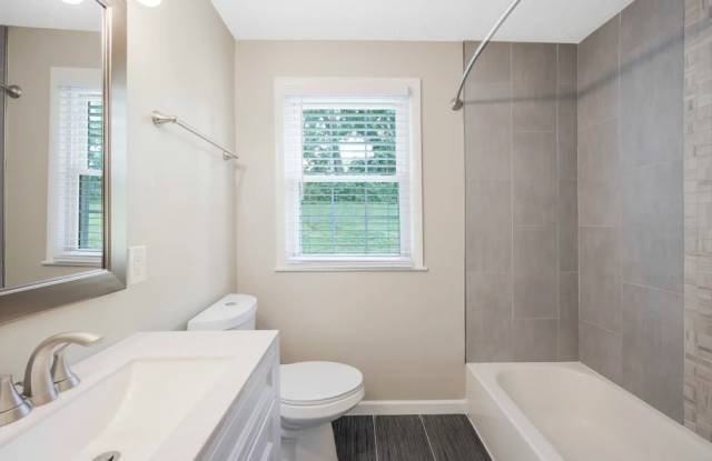 605 Durrett Dr photos photos