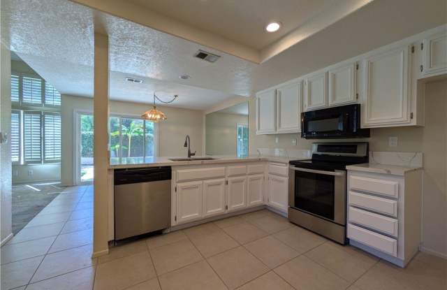 6078 E Summit Court Gallery 4