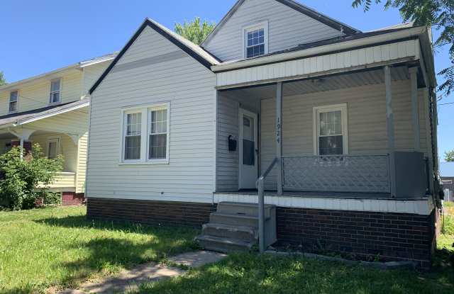 1924 Maple Ave Ne photos photos 1924 Maple Ave Ne photos photos