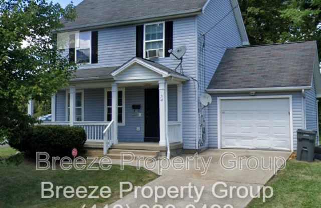 54 Chicago Ave - 54 Chicago Avenue, Youngstown, OH 44507