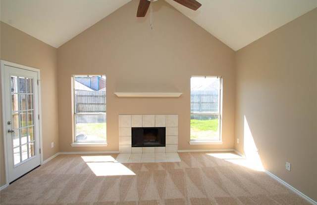 1382 Mimosa Lane Gallery 4
