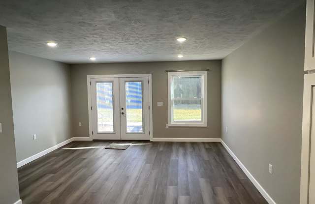 7 Lakewood Drive Gallery 3