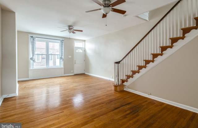 2236 S CHADWICK STREET Gallery 4