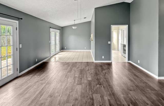 136 Cherry Point Drive Gallery 4