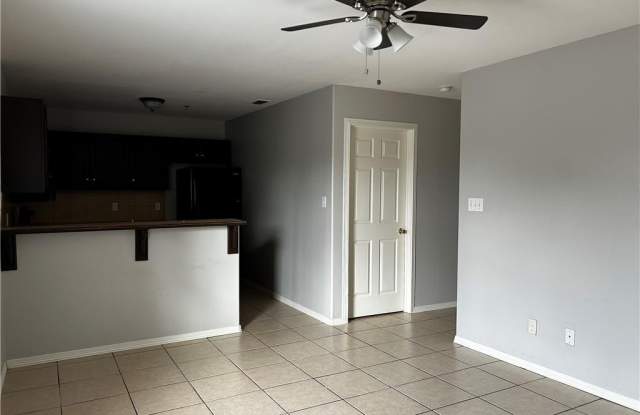 2901 Whitewing Avenue Gallery 2