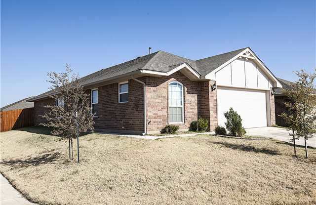 Edmond Schools + La Sonata + Neighborhood Pool + 3 bedrooms photos photos
