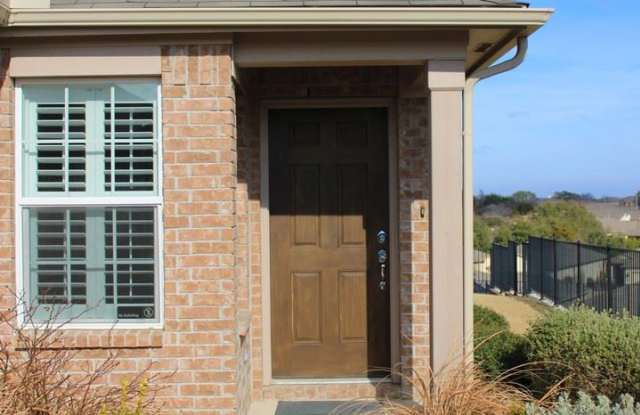 108 Kickapoo Creek Lane Gallery 2