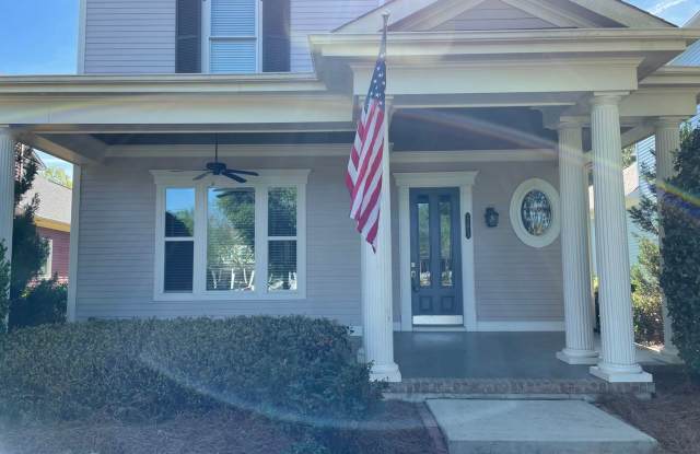 Fabulous Three Bedroom Home in Antiquity Gallery 4