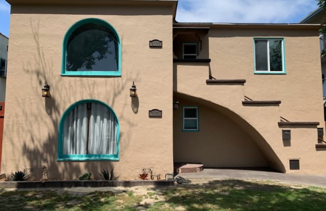 2025 Chestnut Ave - 2025 Chestnut Avenue, Long Beach, CA 90806