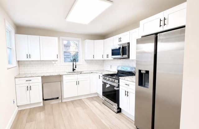 641 WALTON Avenue photos photos