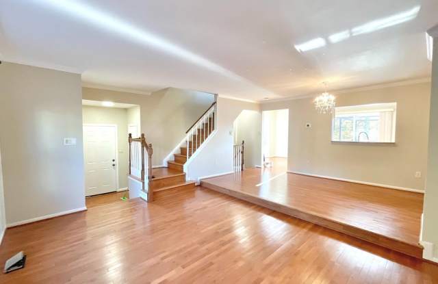 20140 TIMBER OAK LN #181 Gallery 4