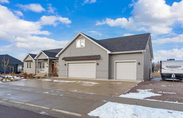 Welcome to 1015 Riparian – Your Gateway to Glacier National Park Gallery 4