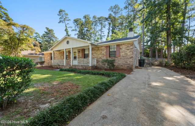 1916 Rock Springs Drive Gallery 2