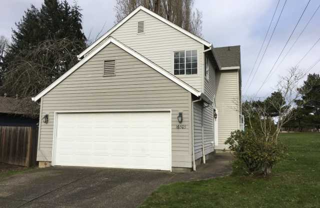 16505 NW Paisley Dr. - Wonderful Home Near Bethany Gallery 1
