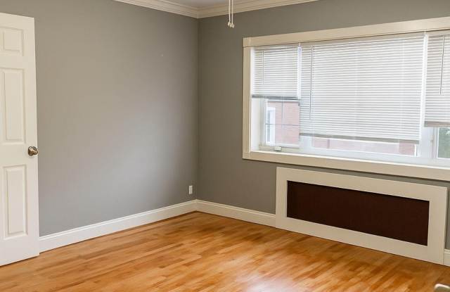 54 Ellington Street unit: 2L photos photos