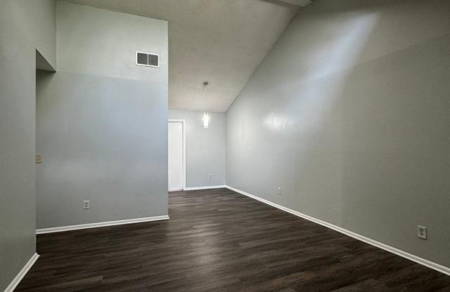 4730 Lake Ridge Rd - 2ba 2bd - Available October 2026. Gallery 3