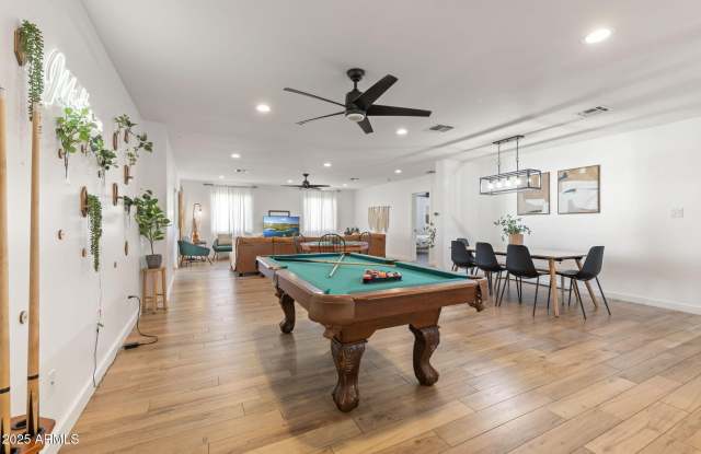 4025 N 8TH Avenue photos photos