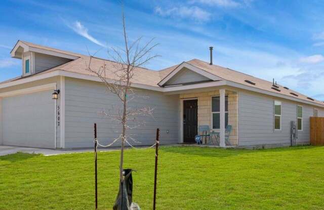 3-BEDROOM HOME IN NORTHEAST CROSSING Gallery 4