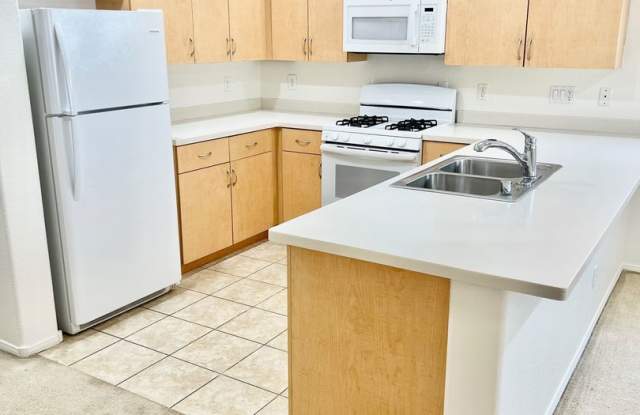 3bd 3bth Gated Gallery 3