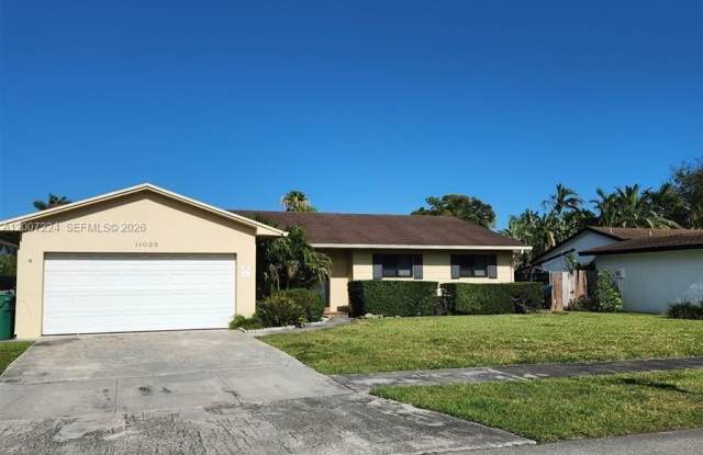 11025 SW 138th Ct photos photos