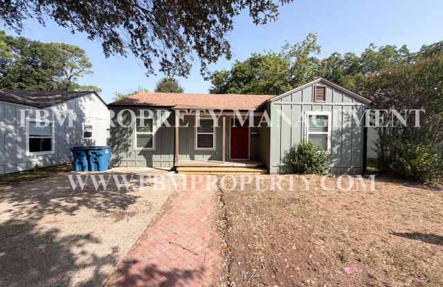 1606 Cherry Ave - Beautiful 4 Bedroom, 2 Bathroom Home in Corsicana, TX! photos photos