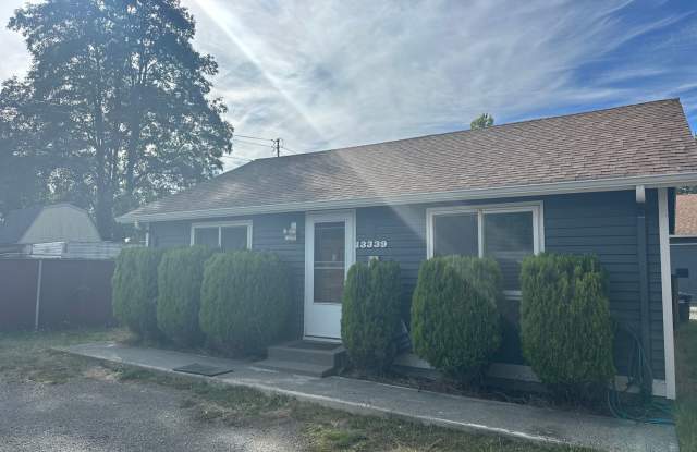 SeaTac rambler ready for its next residents! - 13339 Military Road South, SeaTac, WA 98168