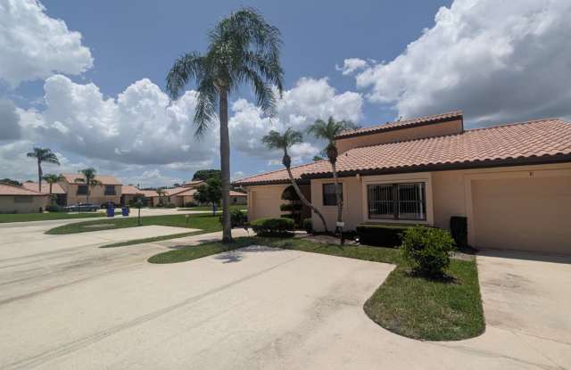 Beautifully Renovated 2BR/2BA Home in Martin Downs Golf Community – annual rental Gallery 3