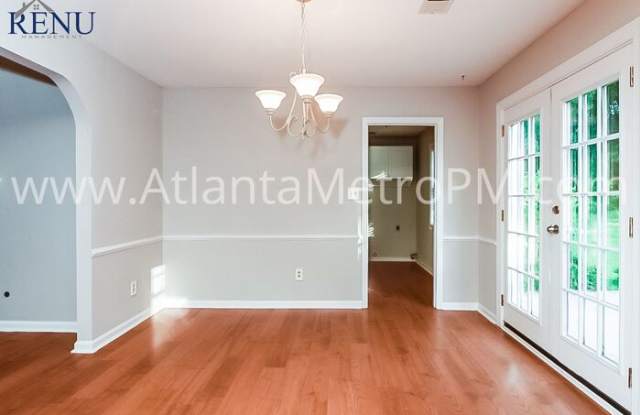 125 Pond Drive Gallery 4