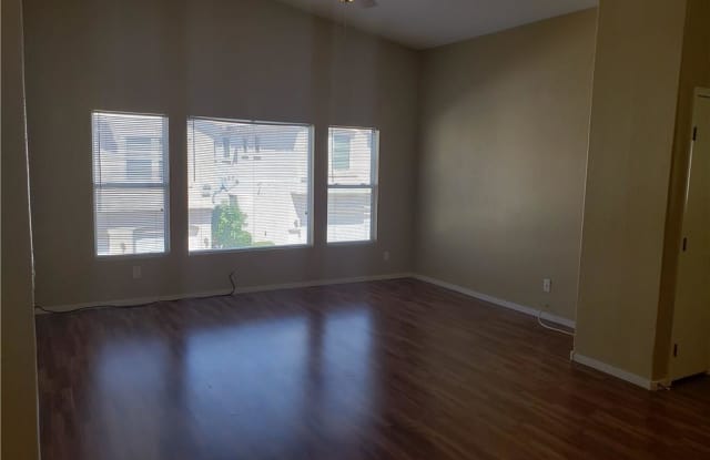 2577 LAND RUSH Drive Gallery 2