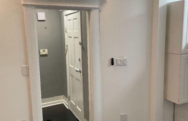 1214 Mount Hope Ave - 1214 Mount Hope Avenue, Rochester, NY 14620