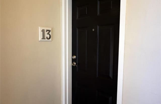 615 Clara Avenue Gallery 3