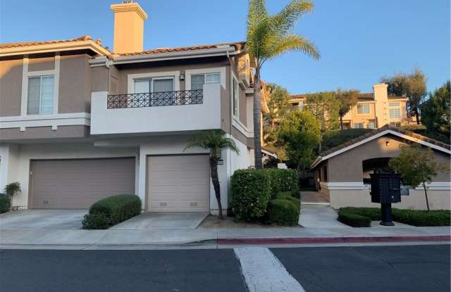 1058 S Dewcrest Drive Gallery 2