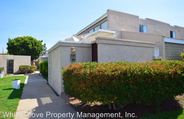 2900 Madison Ave #C31 - 2900 E Madison Avenue, Fullerton, CA 92831