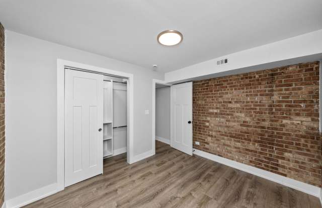 1220 North La Salle Drive photos photos