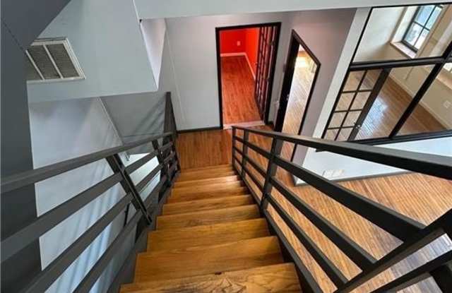 663 3rd Avenue Gallery 4