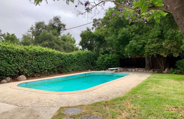 2189 N Altadena Drive Gallery 2